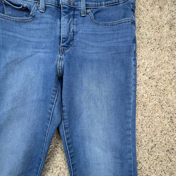 Levis 312 Shaping Slim Stretch Denim Jeans Women Size 30 Light Wash Pants - Picture 4 of 11
